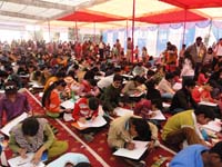 435